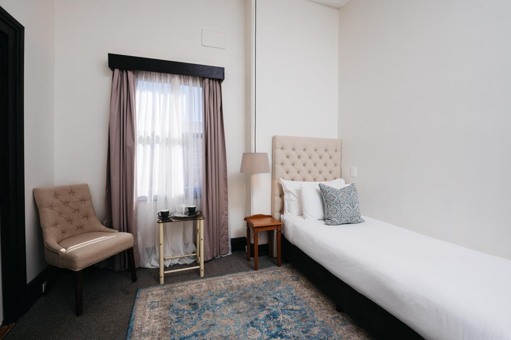 Hotel Etico At Mount Victoria Manor מראה חיצוני תמונה