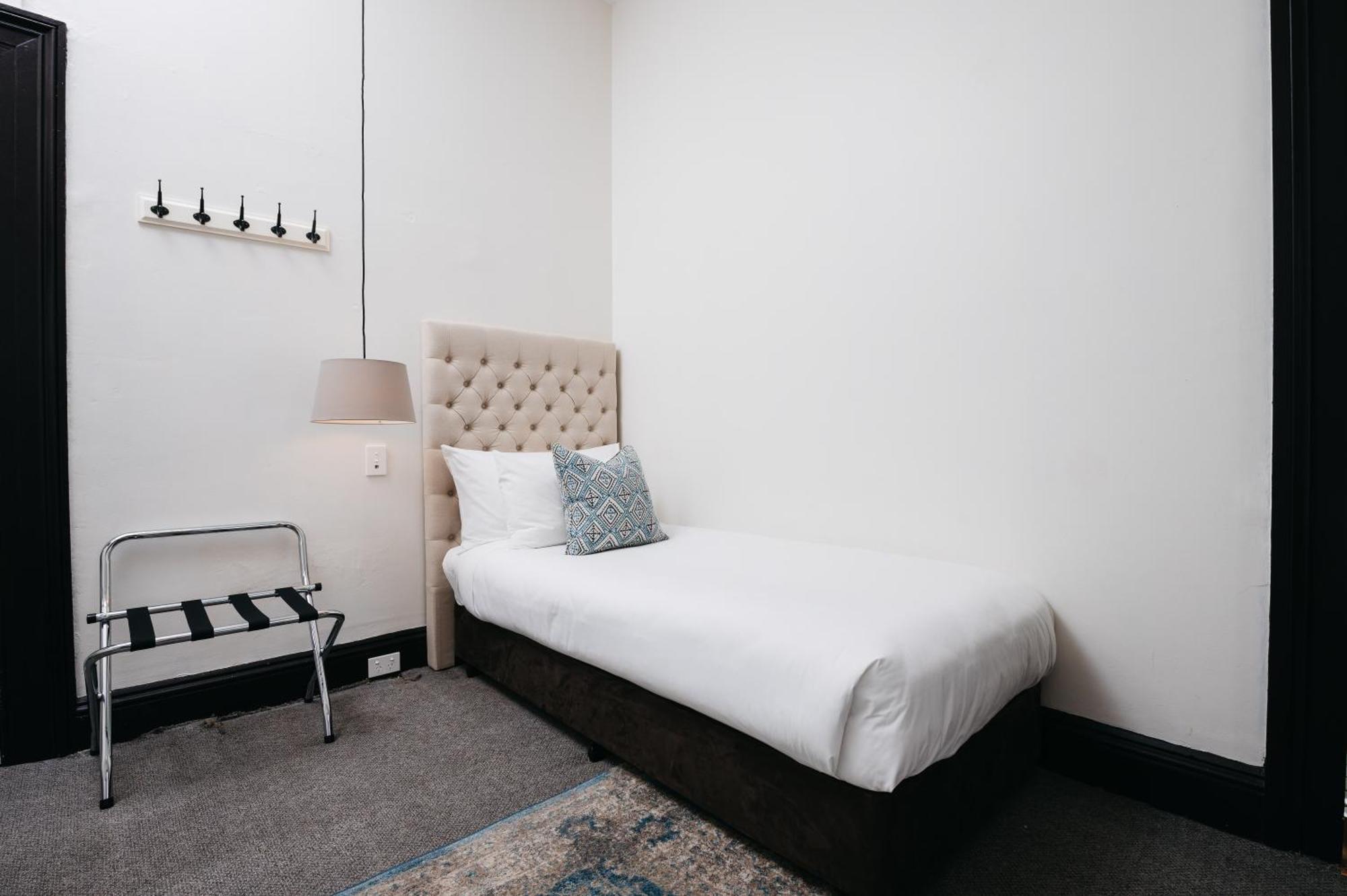Hotel Etico At Mount Victoria Manor מראה חיצוני תמונה